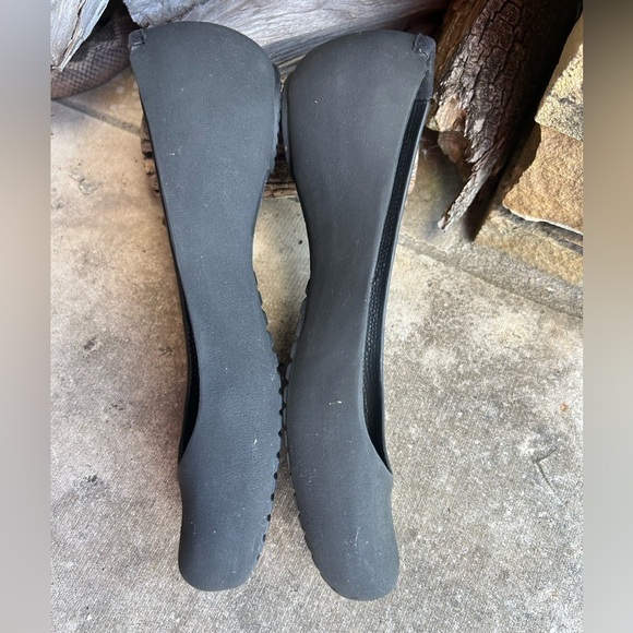 Crocs Mary Jane ballet rubber black matte closed toe flat shoes Sz-10. C - Picture 3 of 9